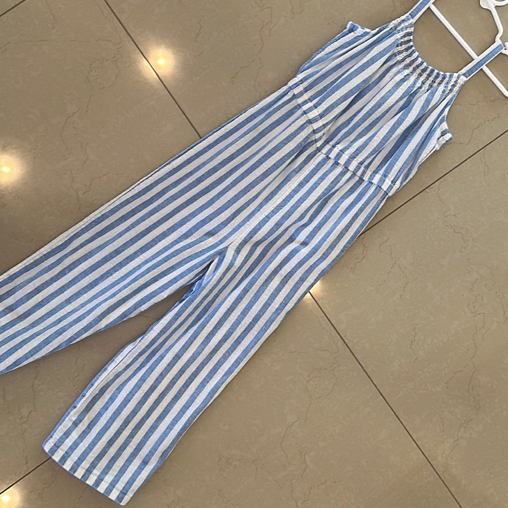 Old Navy, blue and white striped cropped romper size 6–7